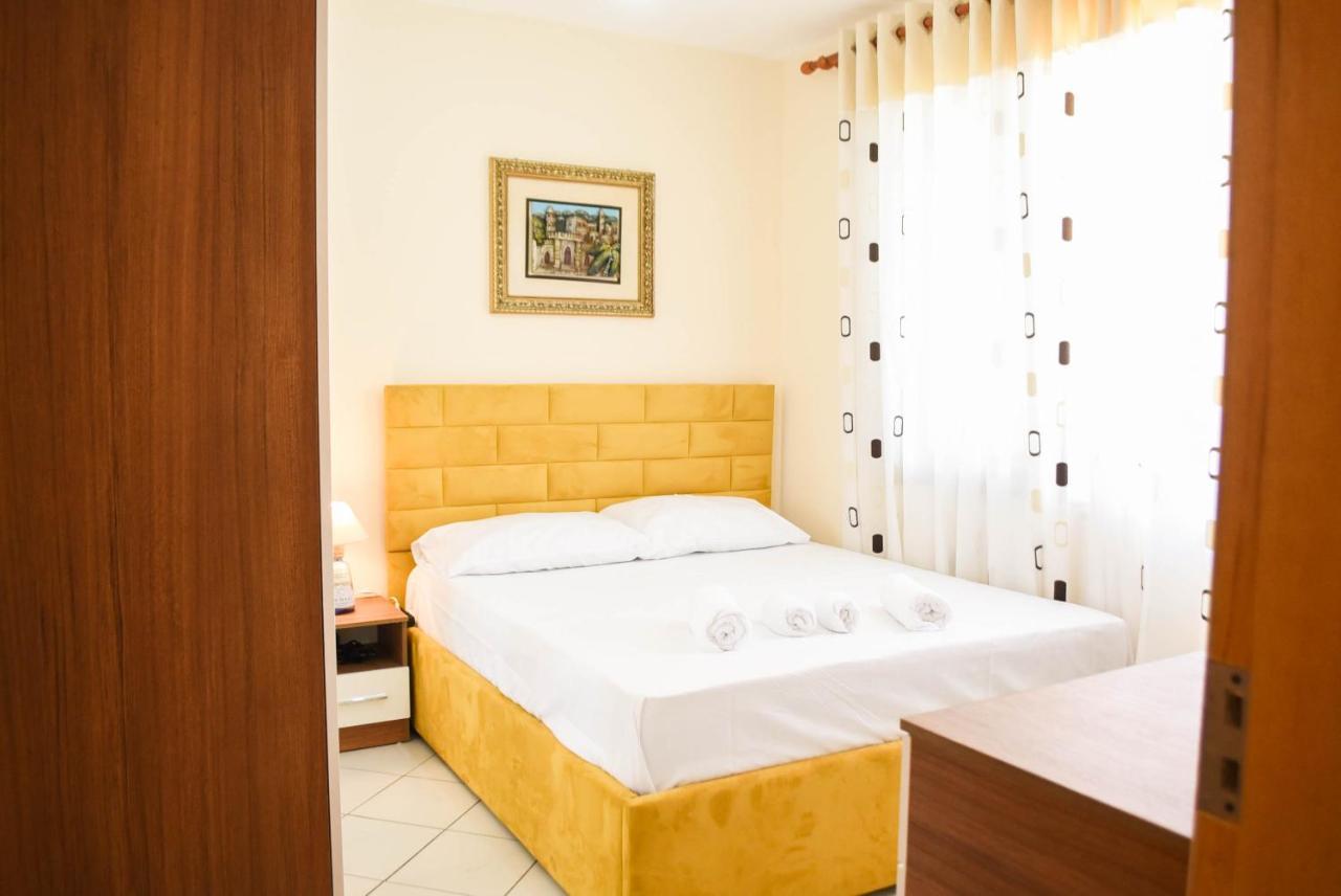 Comfortable Golem * Golem (Tirana)